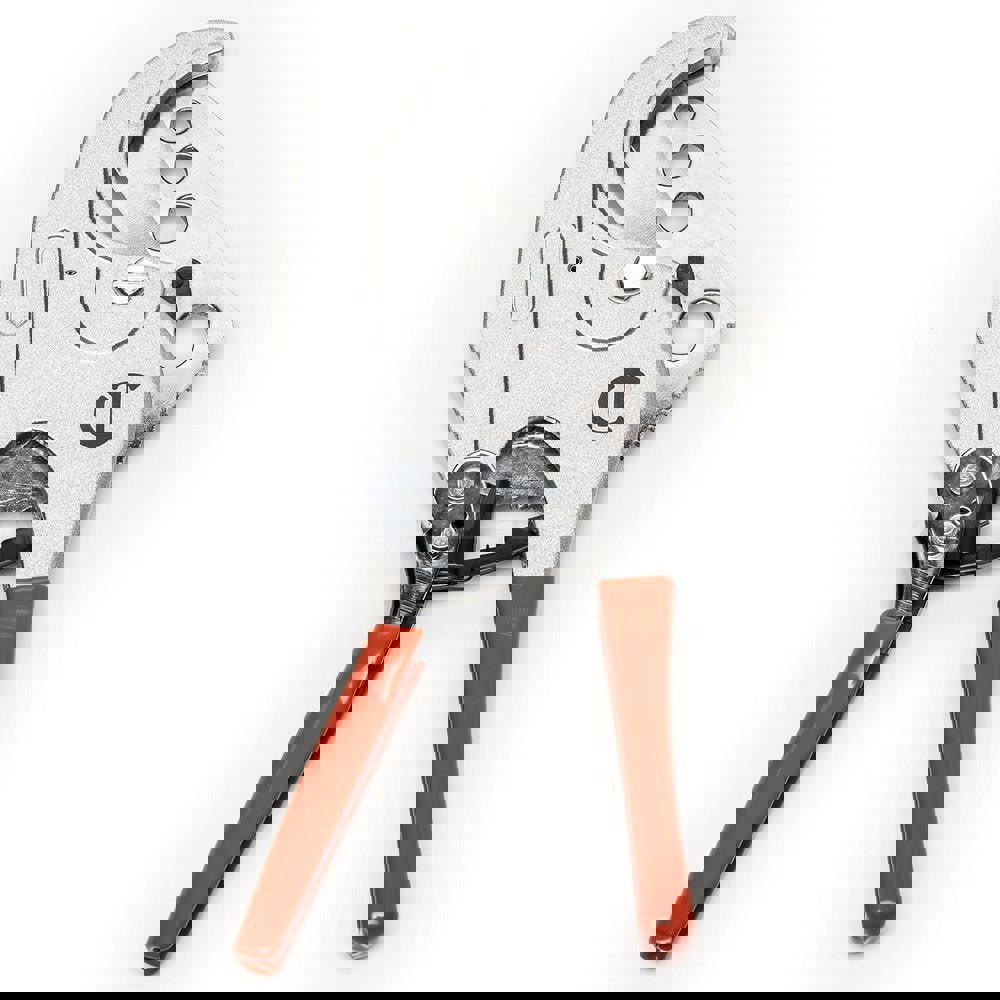 Hand Pipe Cutter: 1/4 to 2-3/8